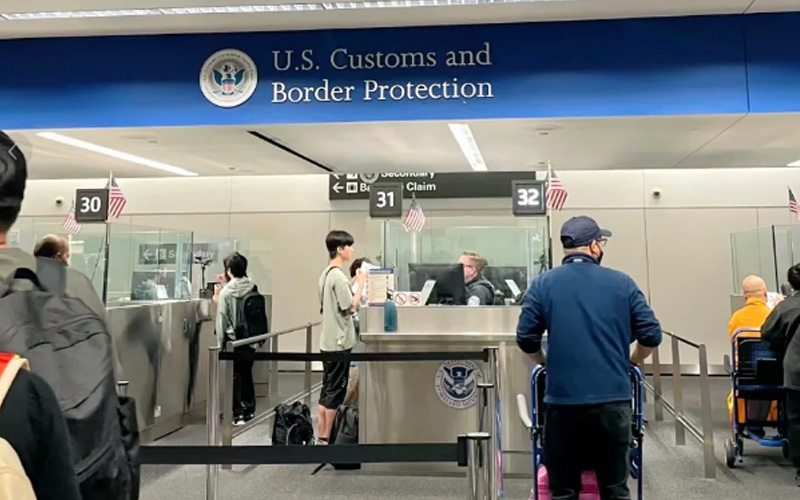 enter us